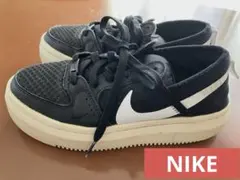 ★NIKEスニーカーコートビジョンアルタ厚底★23.5センチブラック黒ナイキ人気