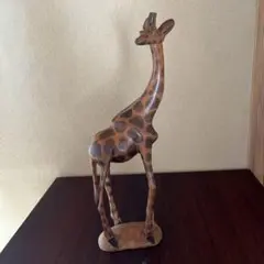 アフリカ民芸品】 木彫りのキリン 44㎝ 置物 工芸品 - メルカリ