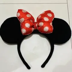 ディズニー　ミニーマウス　カチューシャ　リボンスパンコール