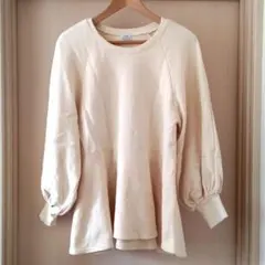 coen デザインスウェット オフホワイト アイボリー ペプラム バルーン袖