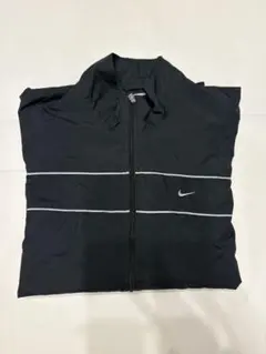 Nike ナイロンジャケット 黒