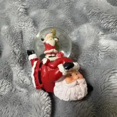 サンタクロース スノードーム 置物 クリスマスのサムネイル