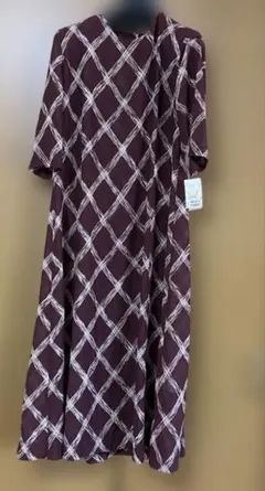 値下げ新品レナウンAddenda バーガンディチェック柄 半袖 ワンピース11号