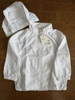 UNIQLO　UVカットポケッタブルパーカ　110のサムネイル