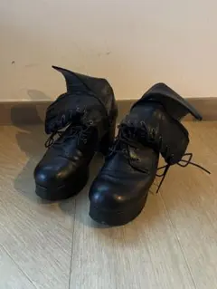 厚底　レースアップブーツ