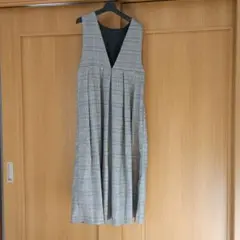 Item thumbnail for item 072d4560-e56b-42dd-83e8-9adc46d38c3d