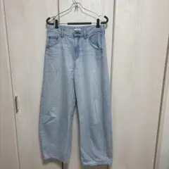 ユニクロ　バギーカーブジーンズ　男女兼用26