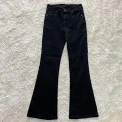 フェルナ　ブラックデニム　ブーツカット　ジーンズ　フレアパンツ　黒　M 脚長効果