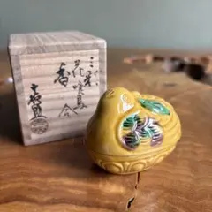 三彩 花喰鳥香合 共箱