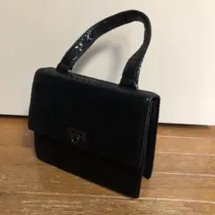 アニエスベー・ミニバッグ　エナメルブラック