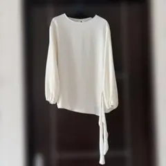 ホワイト ブラウス 長袖のサムネイル