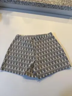 ZARA Trafaluc ショートパンツ 総柄 Sサイズのサムネイル