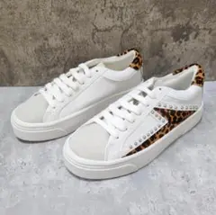 【新品未使用訳あり】ZARA ホワイト スタッズ ヒョウ柄 スニーカー 36