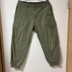 ユニクロ　カーゴパンツ Mサイズ オリーブ