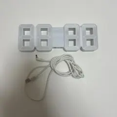 IKEA デジタル時計 ノルオッタ　イケア　ライト　証明　デスク周りのサムネイル