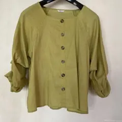 ✴️タイムセールお値下げ✴️オリーブグリーン 五分袖 シャツ