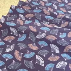 着物 ハギレ 273 はぎれ アンティーク 生地　布　古布　和布　古裂　和柄　裂