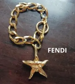 FENDI フェンディ スターモチーフ ブレスレット