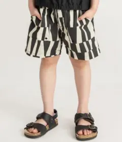 新品　【水陸両用/撥水加工】ナイロンハーフパンツ　150㎝　ブラック　男女兼用