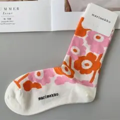 S414 新品未使用marimekko マリメッコ ウニッコ柄 ソックスのサムネイル