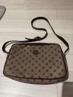 ショルダーバッグ ブラウン 総柄