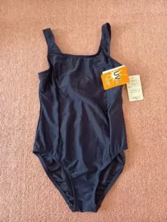 新品 140cm スクール水着　ネイビー　紺色　女の子　ワンピースタイプ