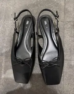 ZARA ブラック サンダル　フラットシューズ