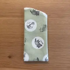 ハンドメイド　猫柄メガネケース