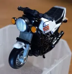 Item thumbnail for item c52542c5-d888-42e4-a890-efadb0dfb88b