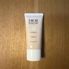 Dior ディオール スノー UVシールド トーンアップ 50+