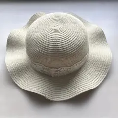 ベージュ 麦わら帽子 レース付き
