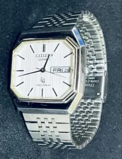 CITIZEN CRYSTRON クォーツ腕時計 昭和レトロな腕時計　中古品