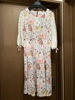Super Beauty 花柄 膝丈ワンピース 42 5部袖