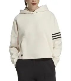 adidas フード付きショート丈パーカー