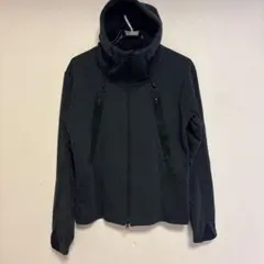 DESCENTE フーデッドジャケット ブラック