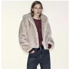 ZARA ショートフェイクファーコート フード付き Sのサムネイル
