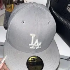 ニューエラ帽子灰色　LA