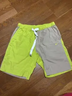 NIKE ナイキ ハーフパンツ M ネオンカラー ナイロン ショーツ スポーツ