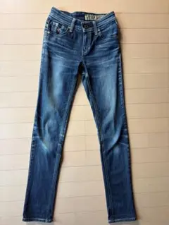 something ストレート