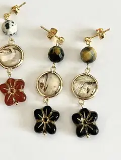 ピアス(黒色)　天然石　ハンドメイド(タイガーアイ使用)
