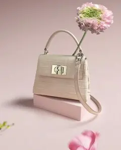 FURLA トップハンドル ミニ ショルダーバッグ ターコイズ - メルカリ
