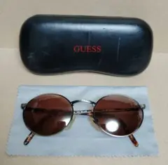GUESS　ATRAS　サングラスのサムネイル