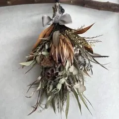 プロテアシルビアのスワッグ ドライフラワー