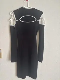 スパイラルガール　バストオープンショルダーパイピングリボンワンピース