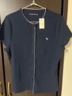 アバクロ　ネイビー ボタン付き カットソー