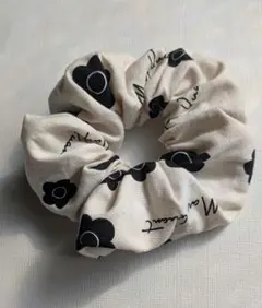 Item thumbnail for item 375ca3a8-2d1b-41c1-ad83-b3259bc040ca