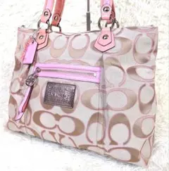 【美品】COACH シグネチャー ピンク トートバッグ チャーム付