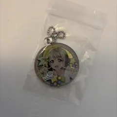 ラブライブ 虹ヶ咲 中須かすみ ラバーキーホルダー 缶バッジ - メルカリ