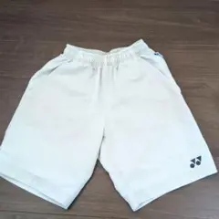 YONEX　バドミントン　ハーフパンツ　白