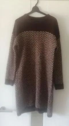 Item thumbnail for item 41ebdf2e-a2d6-456d-9bce-cf0fe5808cad